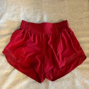 Lululemon Hotty Hot Shorts 2.5”